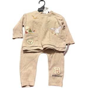 NWT Baby 12M Harry Potter‎ Hogwarts Outfit Beige Long Sleeve Top Pants Set